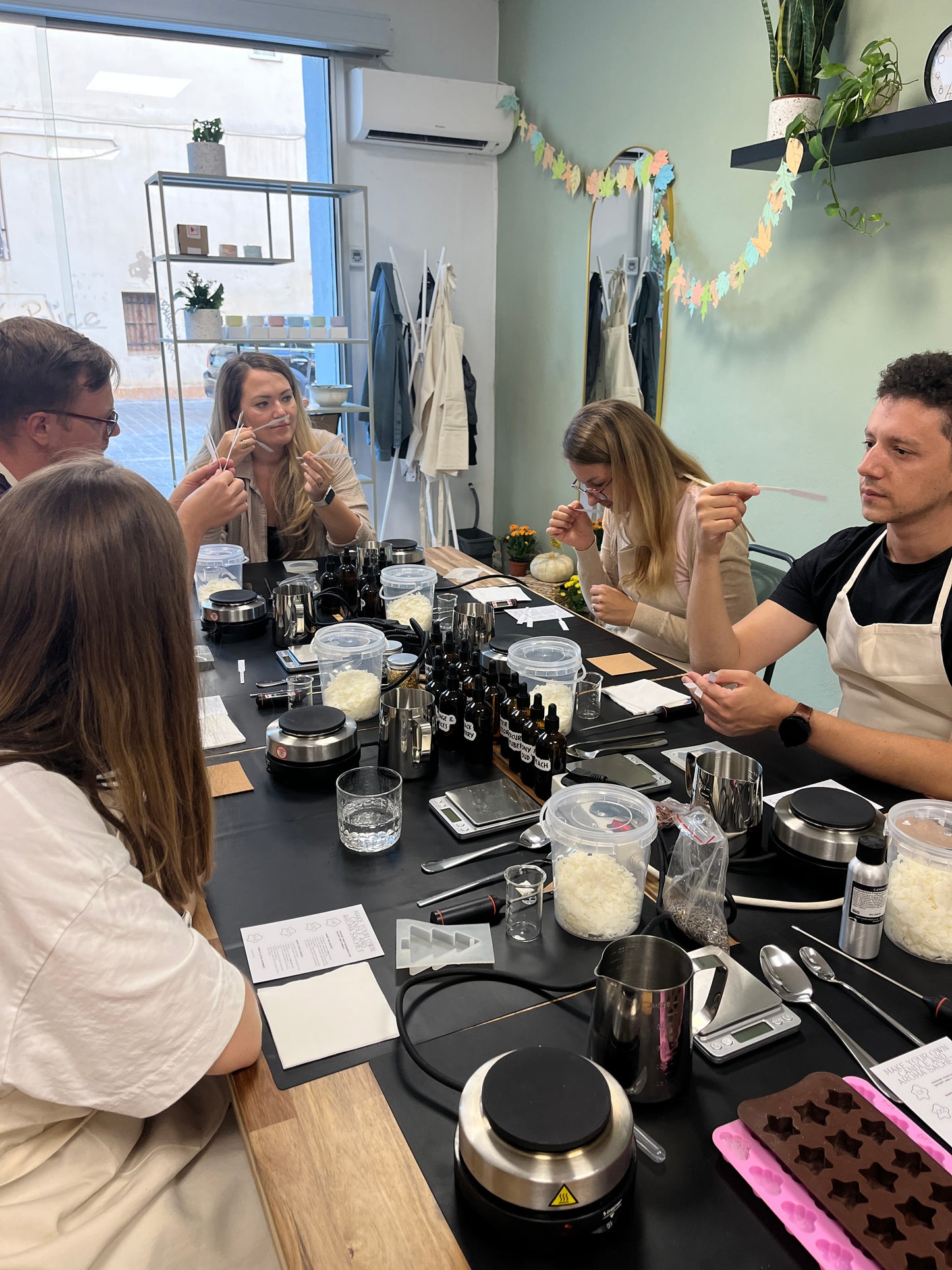 Мастер-класс по созданию свечи и аромасаше - для резидентов Liberté