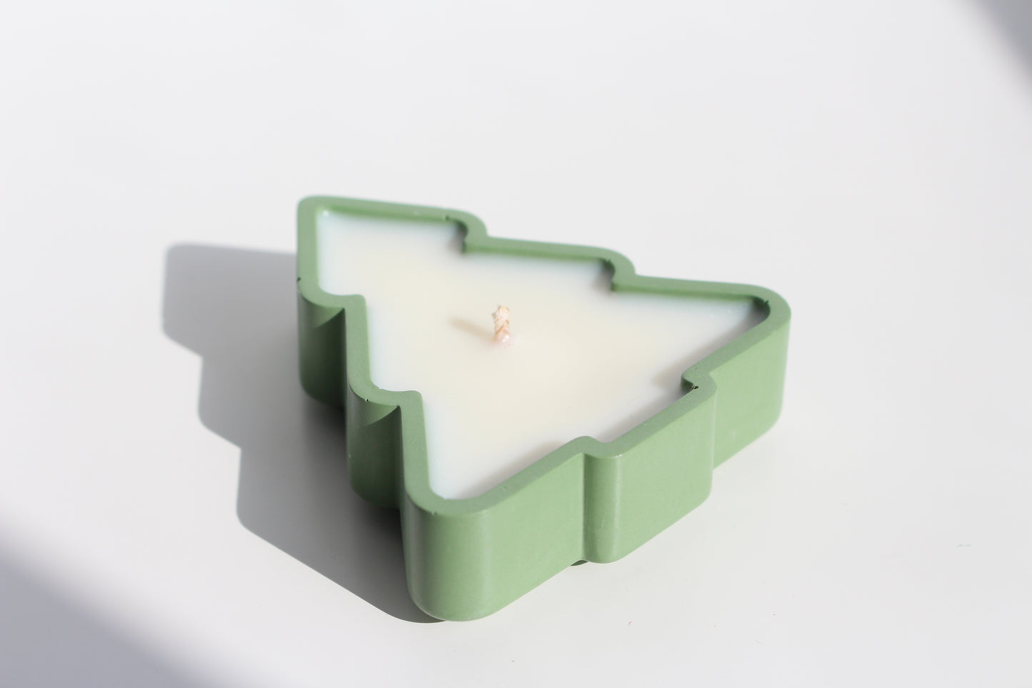 Christmas tree tea candle